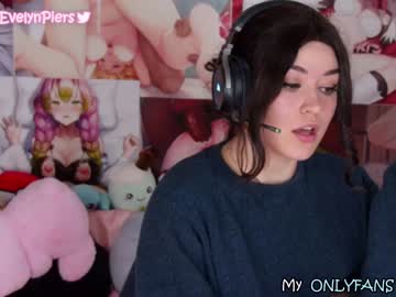 Naked cam girl evelynpiers image #1205714