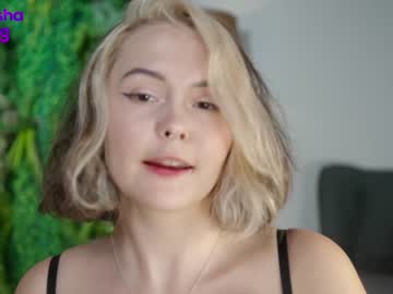 Naked cam girl mashayang image #3334486