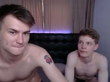 Naked cam couple kuroteur image #1993372