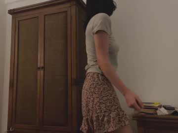 avbird naked cam
