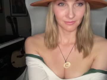 Naked cam girl kaileeshy image #1422399