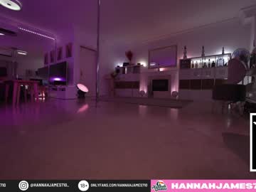 Naked cam girl hannahjames710 image #2812725