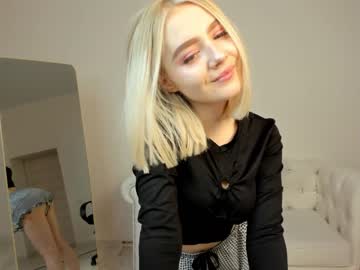 Naked cam girl oliviabr0wn image #3130964