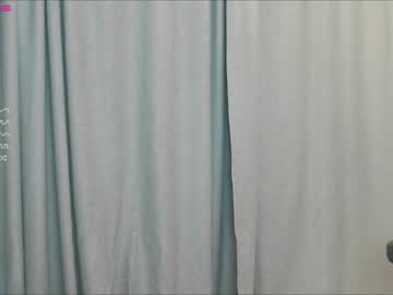 Naked cam girl yoomi_lee image #419763