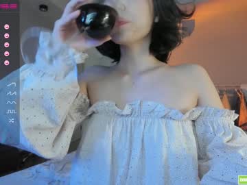 Naked cam girl hee_jin image #2899240