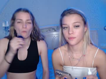 Naked cam couple amy__haris image #2754983