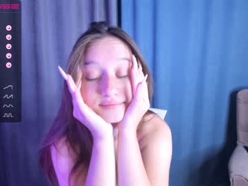 Naked cam girl yuki_04 image #2441607