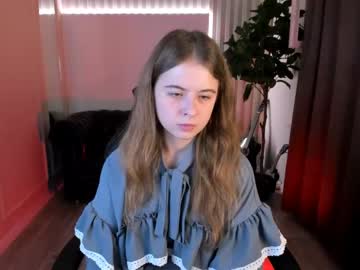_achillea_ naked cam