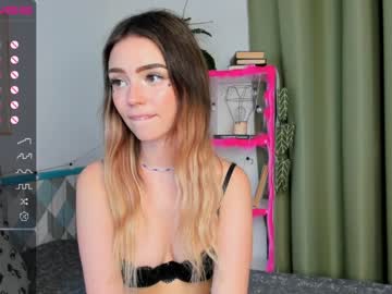 Naked cam girl julietamara image #1787649