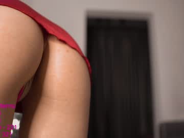 Naked cam girl lindamei image #3378658