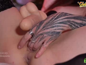 Naked cam girl _deepthroatgalactica image #3709320