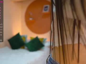 Naked cam girl cielo69_ image #1026240
