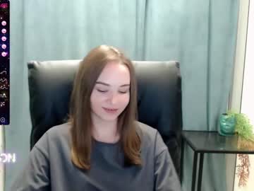 Naked cam girl ninellflower image #2736773