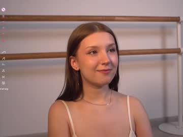 Naked cam girl oniif image #4044757
