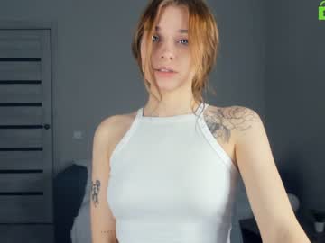Naked cam girl scarlett_711 image #738756