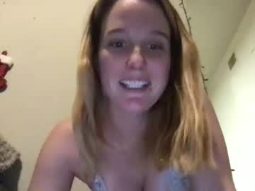 Naked cam girl summercee26 image #3503337