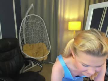 Naked cam girl betty_blush image #3269999