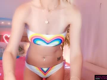Naked cam girl amyvalentine image #2156629