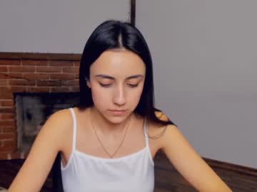 Naked cam girl icy_xo image #702683