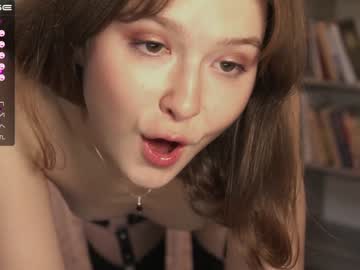 Naked cam girl silk_geisha image #2483530