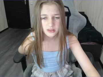 Naked cam girl kylie_mine image #2798261