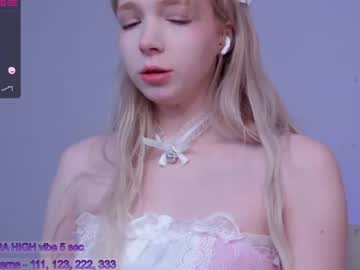Naked cam girl sapphirealice image #3305477