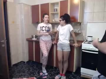 Naked cam couple iuliana32 image #619606