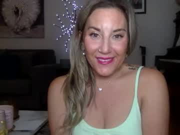 Naked cam girl amandaboo87 image #4030277