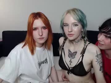 Naked cam couple rem_and_yuki image #2245750