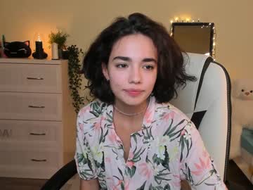 Naked cam girl ella_flar_ image #2783509
