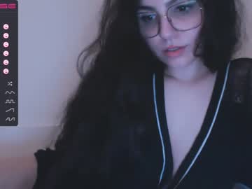 Naked cam girl lady_yas image #2262391