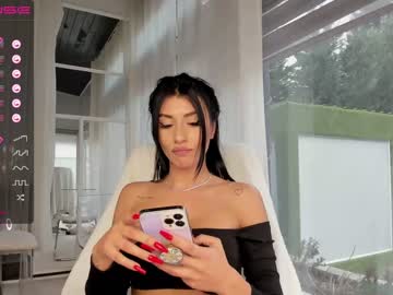 Naked cam girl miss_diamond__ image #3857678