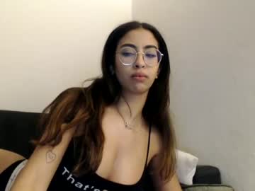 Naked cam girl lina_67 image #1011673