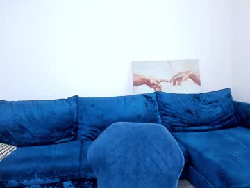 Naked cam girl 8a8y_nura image #2027004