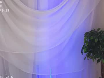 sofi_allure naked cam