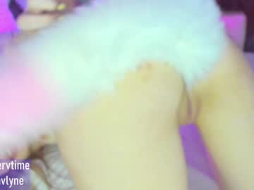 Naked cam girl emmber image #184350
