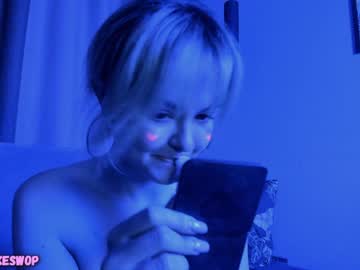 Naked cam girl shyny_miracle image #2226809