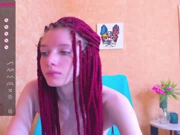 Naked cam girl cristal_moli image #3677167