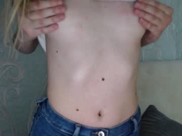 Naked cam girl all4u4u image #1924387