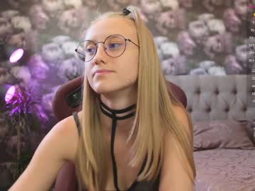Naked cam girl angeellina image #2553447