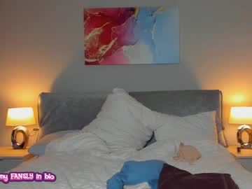 Naked cam girl your__voice image #1966049