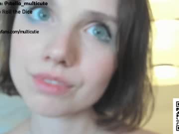 Naked cam girl stellawells image #2411924