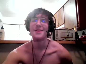 tylerk883 naked cam