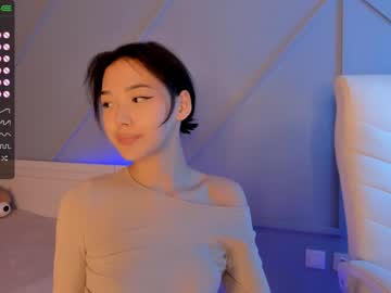 Naked cam girl aerri_lee image #1339369