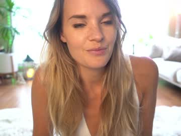 Naked cam girl phoenix_taylor image #2061613