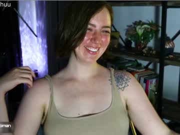 Naked cam girl maeveminx image #2304833