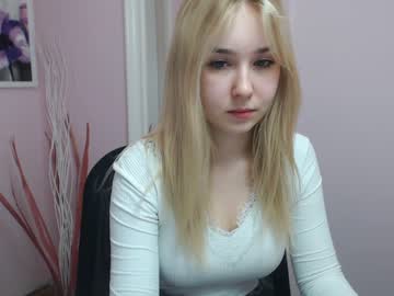 Naked cam girl lila_page image #1100946