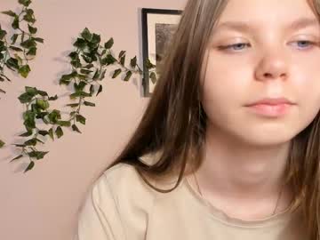Naked cam girl janicereeves image #3952299