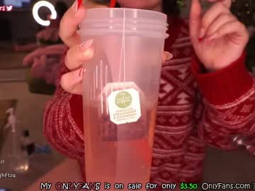 Naked cam girl evelynpiers image #3267335