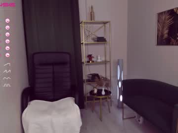 Naked cam girl lily_ewing image #2876351
